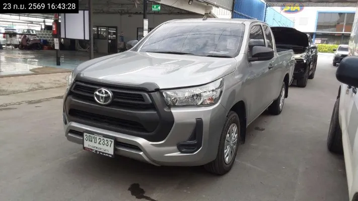2020 Toyota Hilux Revo – 2