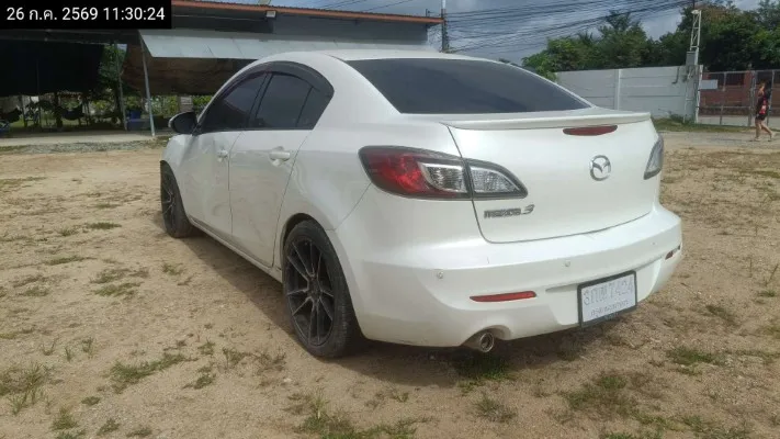 2013 Mazda Mazda3 – 8