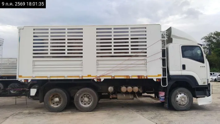 2013 Isuzu FXZ360 – 6