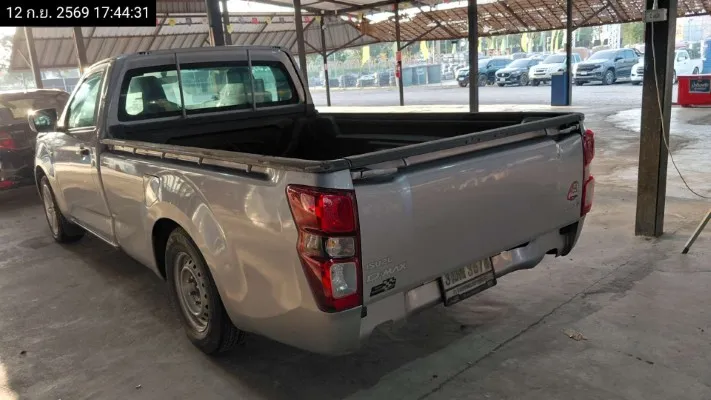 2021 Isuzu D-Max – 6