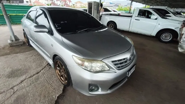 2013 Toyota Corolla Altis – 3