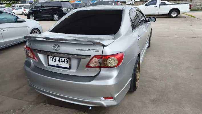 2013 Toyota Corolla Altis – 5
