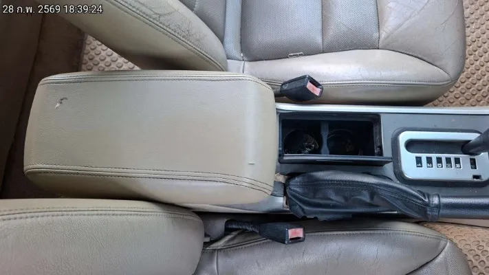 2009 Ford Escape – 11