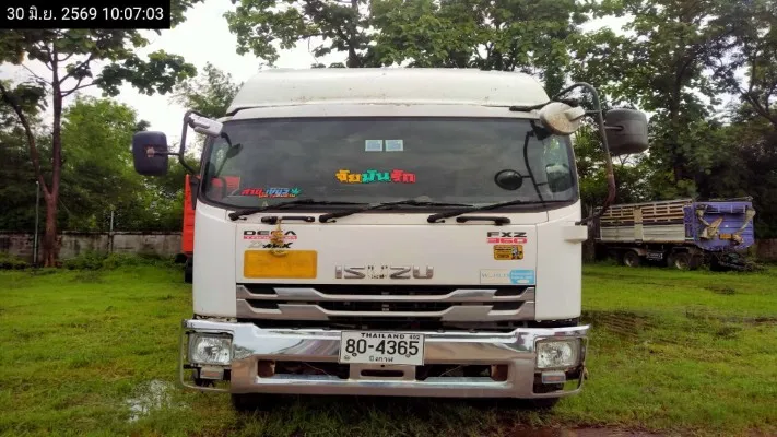 2013 Isuzu FXZ360 – 1