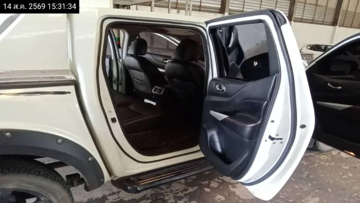 2017 Nissan Navara – 11
