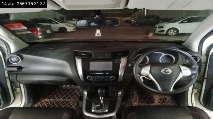 2017 Nissan Navara – 10