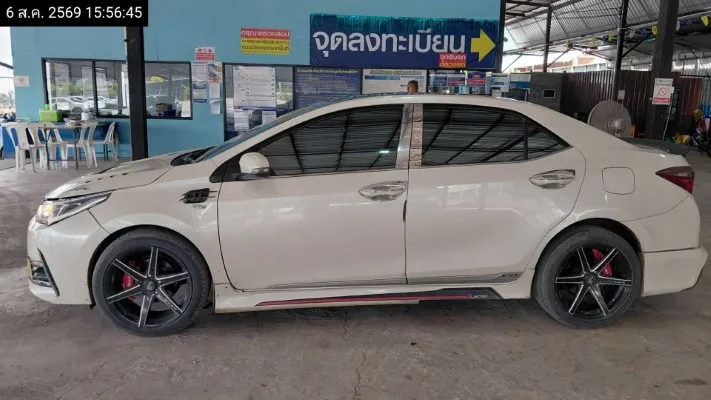2014 Toyota Corolla Altis – 8