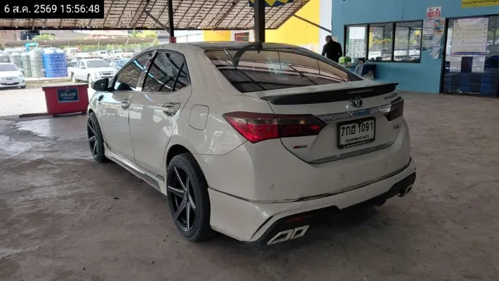 2014 Toyota Corolla Altis – 7