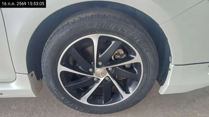 2016 Toyota Camry – 11