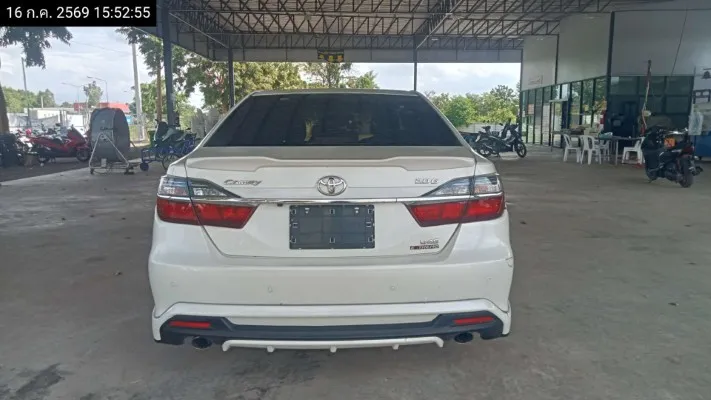 2016 Toyota Camry – 4