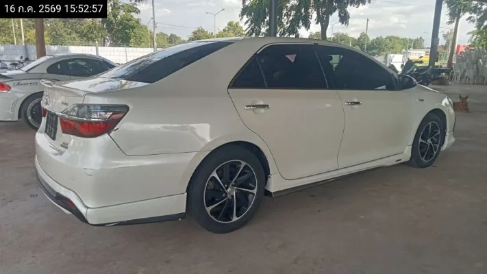 2016 Toyota Camry – 5
