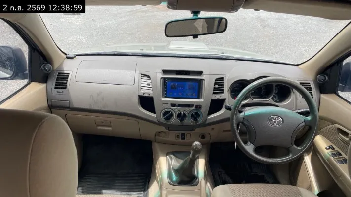 2009 Toyota Hilux Vigo – 9
