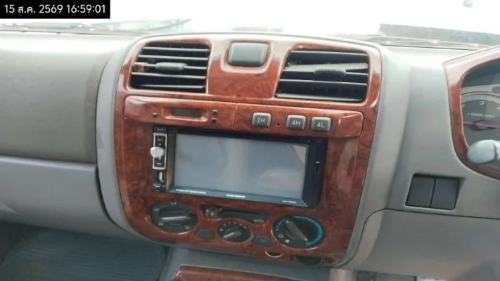 2005 Isuzu D-Max – 10