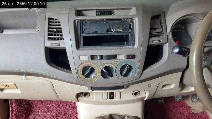 2005 Toyota Hilux Vigo – 10