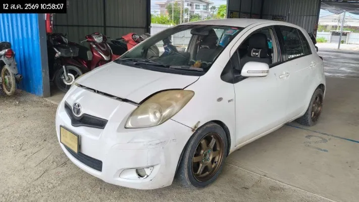 2010 Toyota Yaris – 2