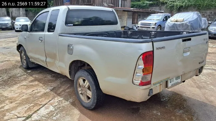 2005 Toyota Hilux Vigo – 6