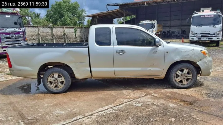 2005 Toyota Hilux Vigo – 8