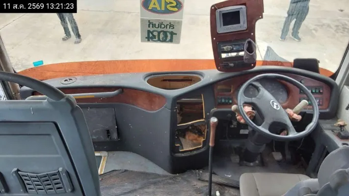 2014 King Long XMQ6900D – 8