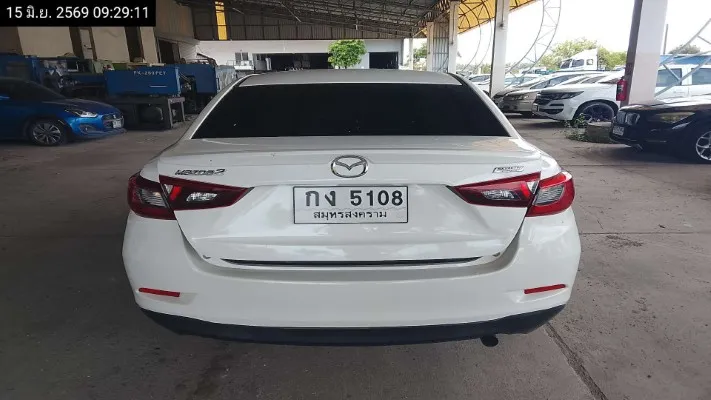 2015 Mazda Mazda2 – 4