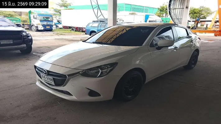 2015 Mazda Mazda2 – 2