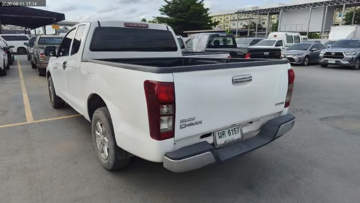 2013 Isuzu D-Max – 6