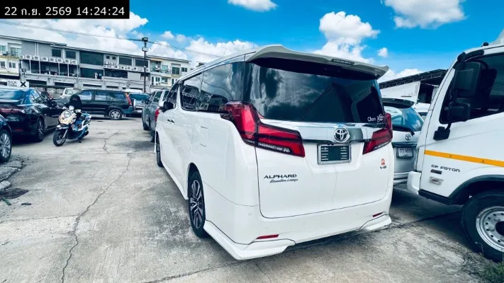 2021 Toyota Alphard – 6