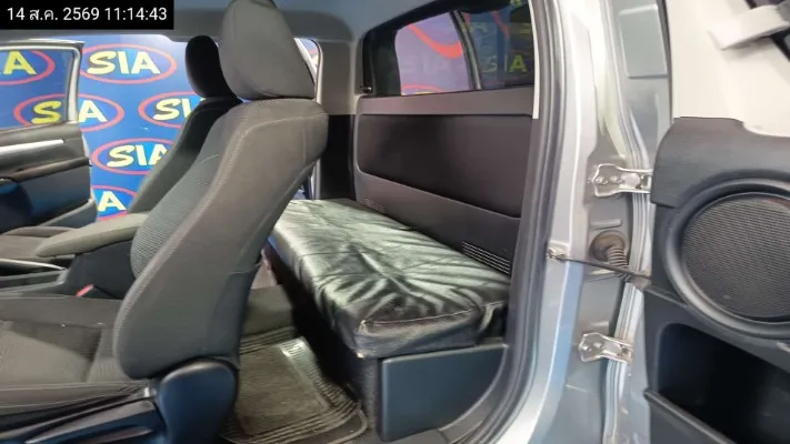 2020 Toyota Hilux Revo – 11