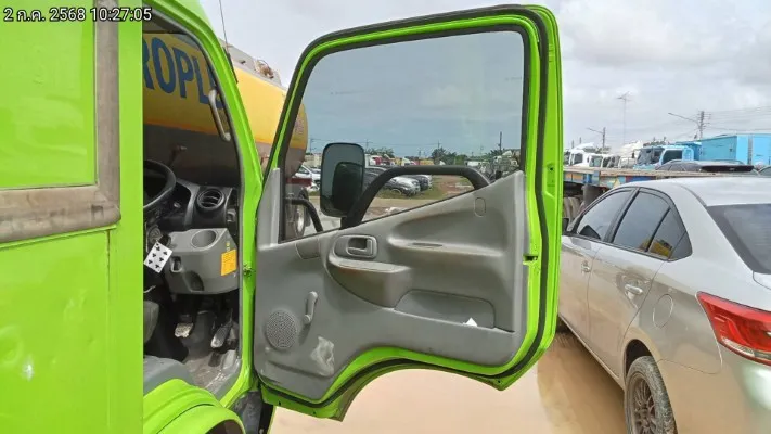 Hino Dutro – 10