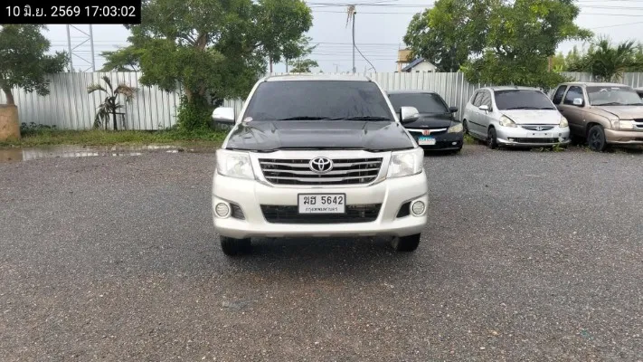 2012 Toyota Hilux Vigo – 1