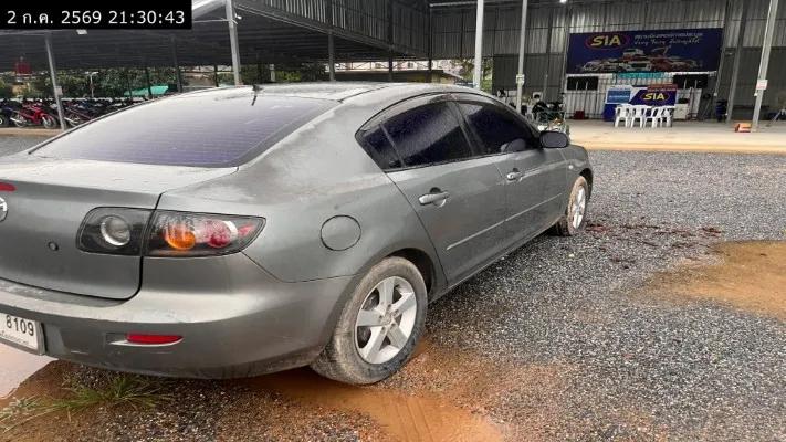 2004 Mazda Mazda3 – 6