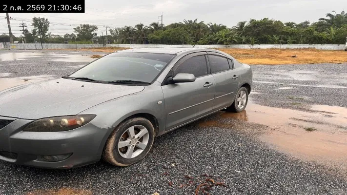 2004 Mazda Mazda3 – 3