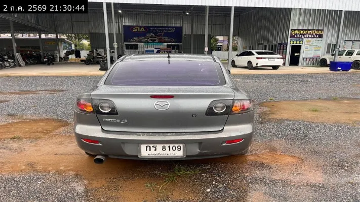 2004 Mazda Mazda3 – 4