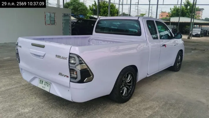 2020 Toyota Hilux Revo – 8