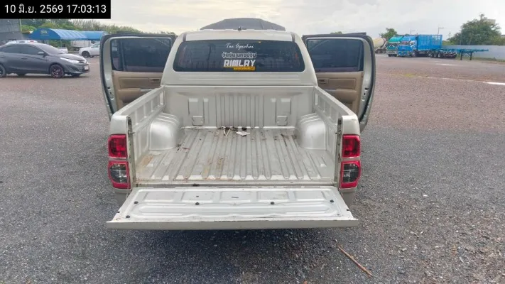 2012 Toyota Hilux Vigo – 10
