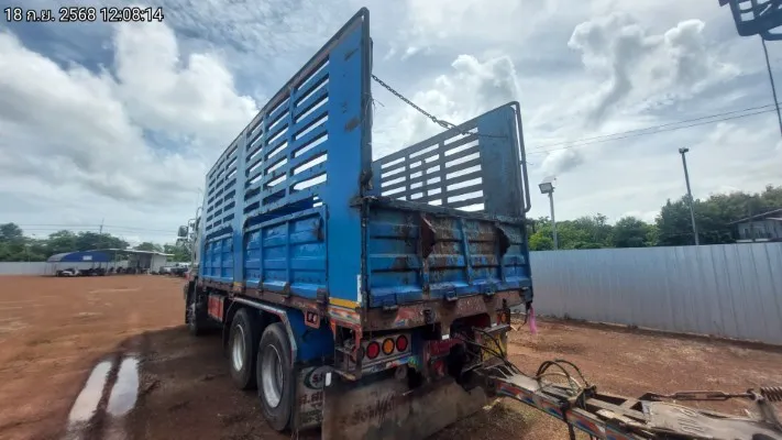 2016 Isuzu FXZ360 – 7