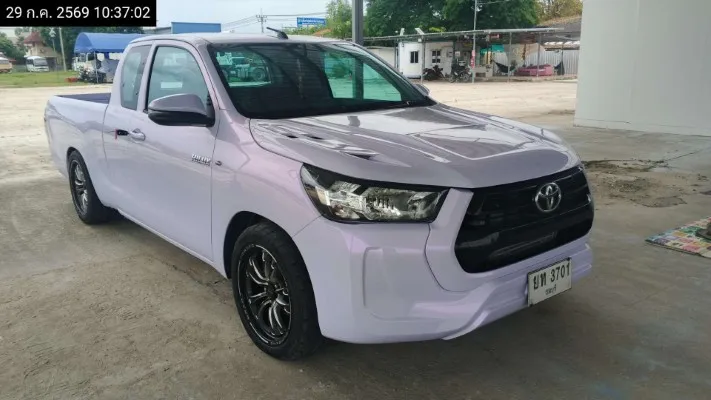 2020 Toyota Hilux Revo – 2