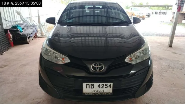2018 Toyota Yaris Ativ – 1