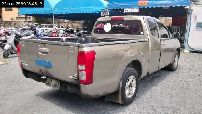 2012 Isuzu D-Max – 5