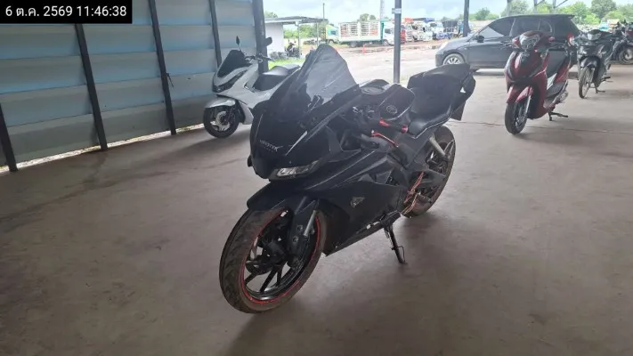 2017 Yamaha YZF-R15 – 5