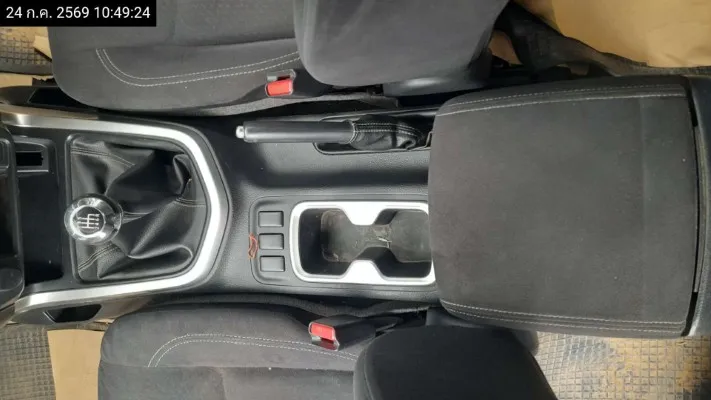 2015 Nissan Navara – 9