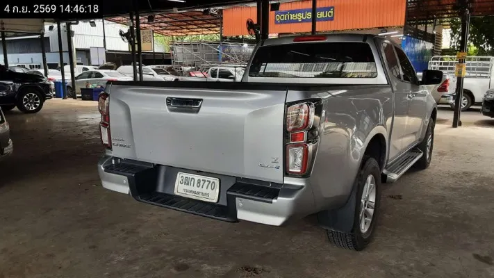 2020 Isuzu D-Max – 5