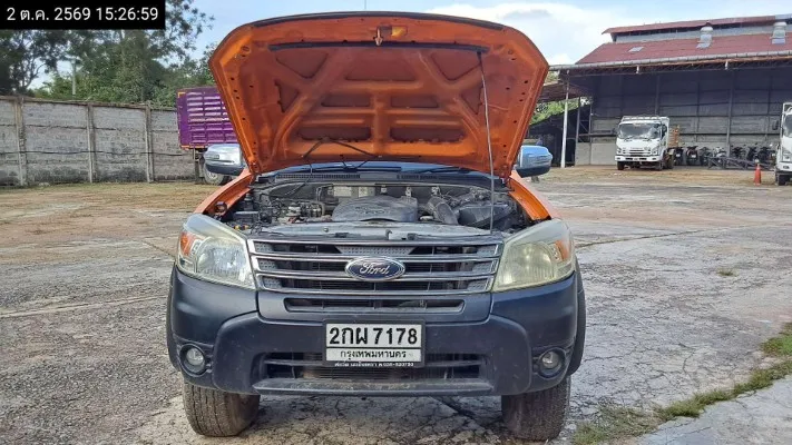 2012 Ford Everest – 10