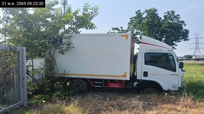 2021 Isuzu NLR – 6
