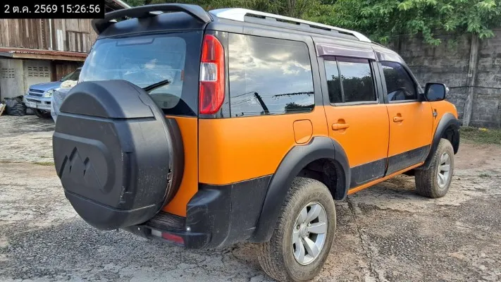 2012 Ford Everest – 5