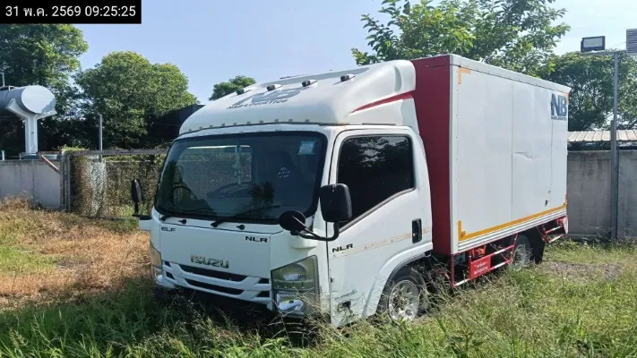 2021 Isuzu NLR – 2