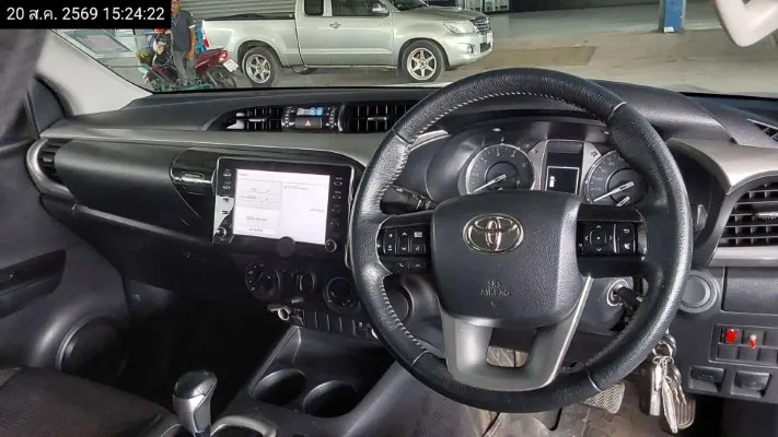 2020 Toyota Hilux Revo – 10