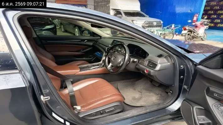 2022 Honda Accord – 12
