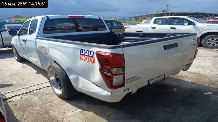 2021 Isuzu D-Max – 6