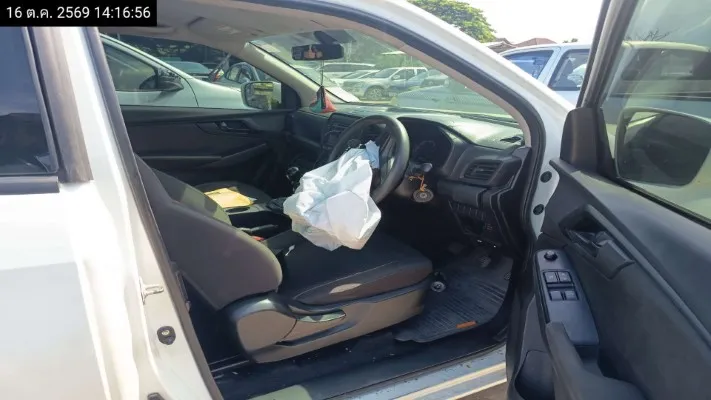 2021 Isuzu D-Max – 10