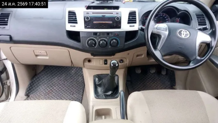2014 Toyota Hilux Vigo – 9